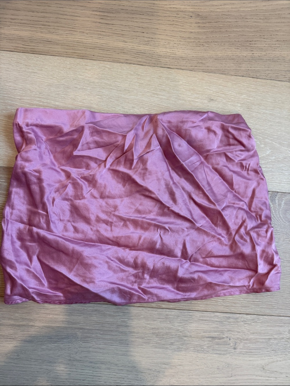 Reformation silk spritz top in sugar plum - Picture 2 of 4